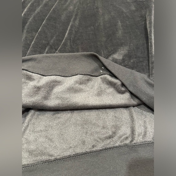 Wild Fable Long Sleeve Fuzzy Long Sleeve Loungewear Gray Top Size L - Picture 3 of 5